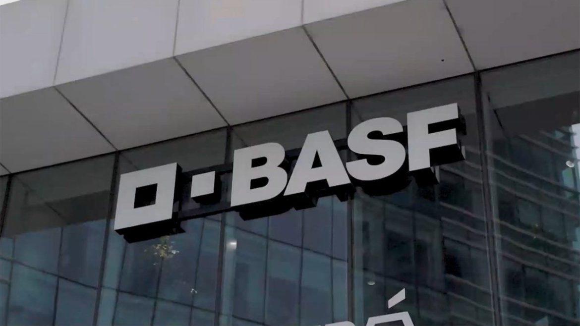 Representantes de BASF llegarán en marzo a Uruguay a reunirse con el gobierno por la reestructura de la compañía