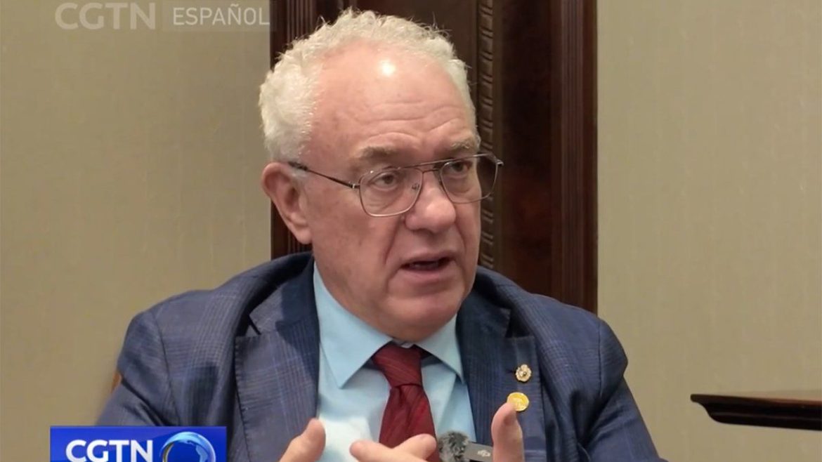 Uruguay buscará un rol más activo de América Latina y el Caribe en el escenario global, afirmó Lubetkin