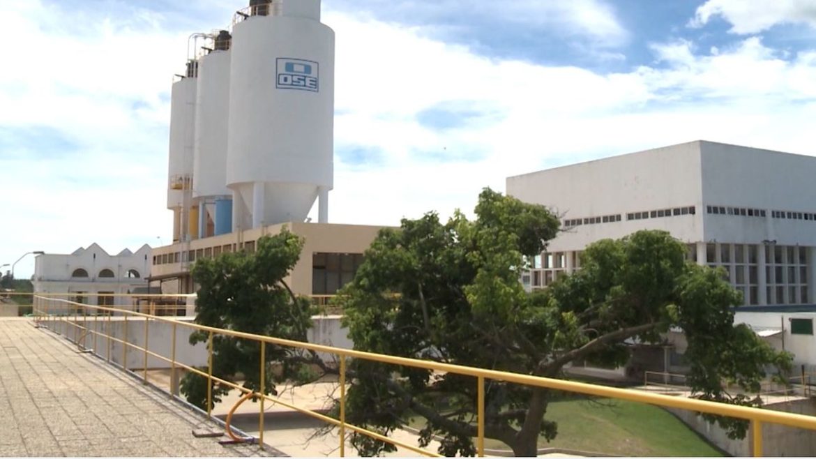 Tribunal de Cuentas observó contrato firmado por OSE para construir nueva potabilizadora en el río Santa Lucía