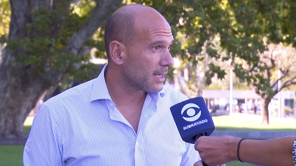 Lema planteó reconvertir a cuidacoches que cumplen la normativa y mayor fiscalización con la Policía a los irregulares