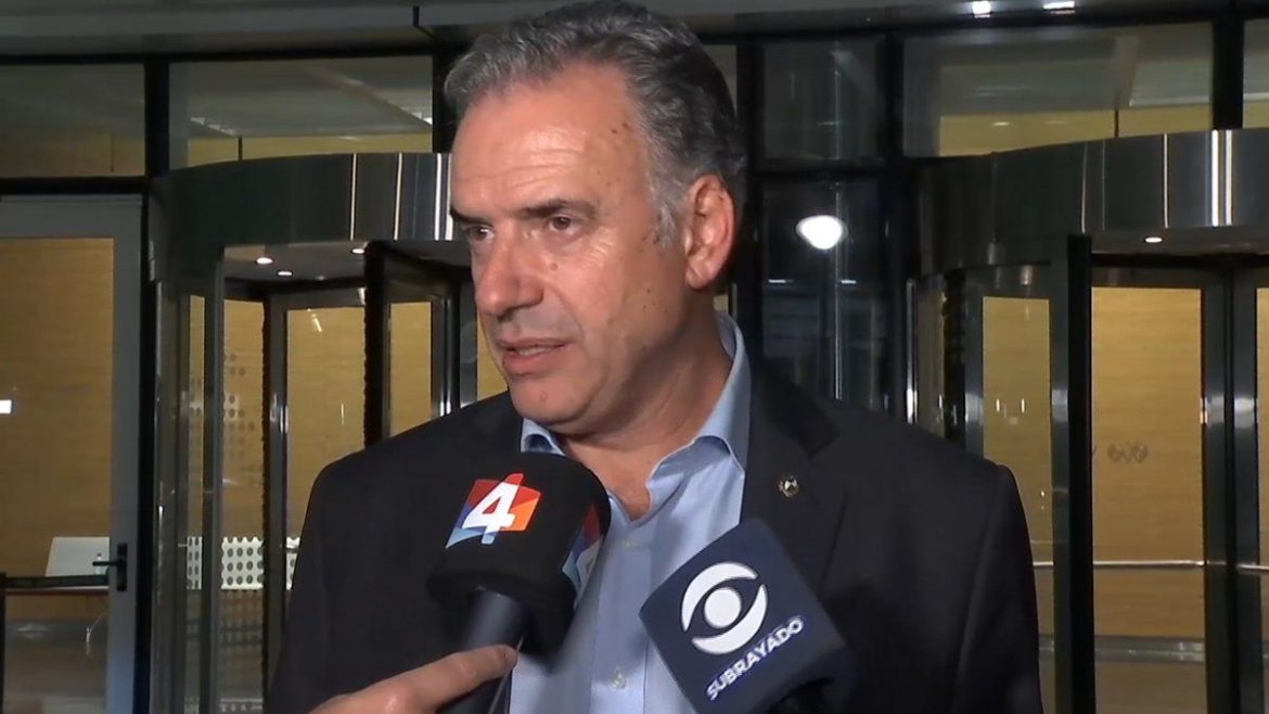 Orsi destacó vínculo entre políticos, empresarios y trabajadores en Uruguay como "constructores de climas y puentes"