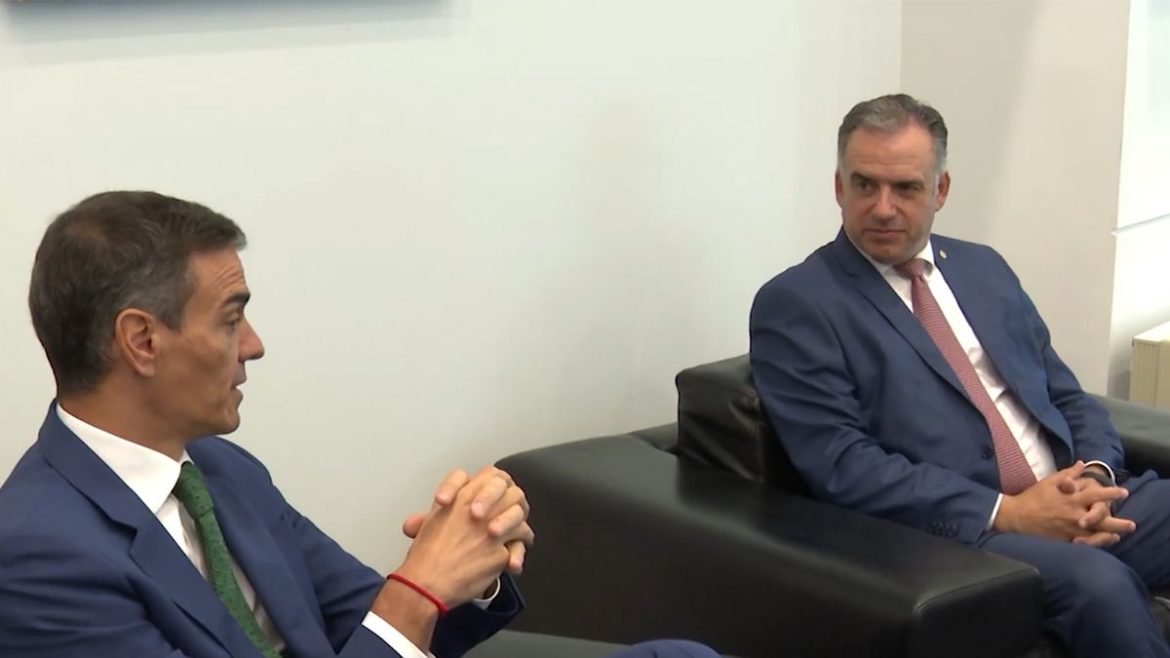 Orsi explicó que no asiste a Movilización Progresista Mundial porque está "muy en el borde de lo que la Constitución habilita"