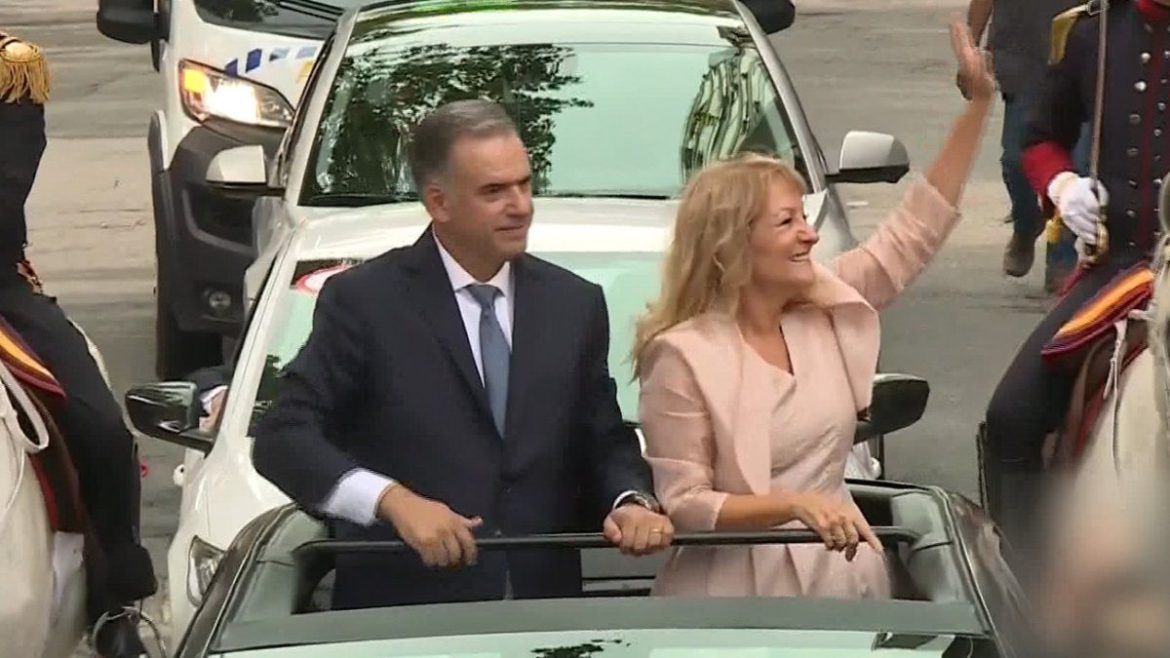 Presidencia deberá informar a la Jutep sobre el proceso de selección del vehículo utilizado en la asunción de Orsi