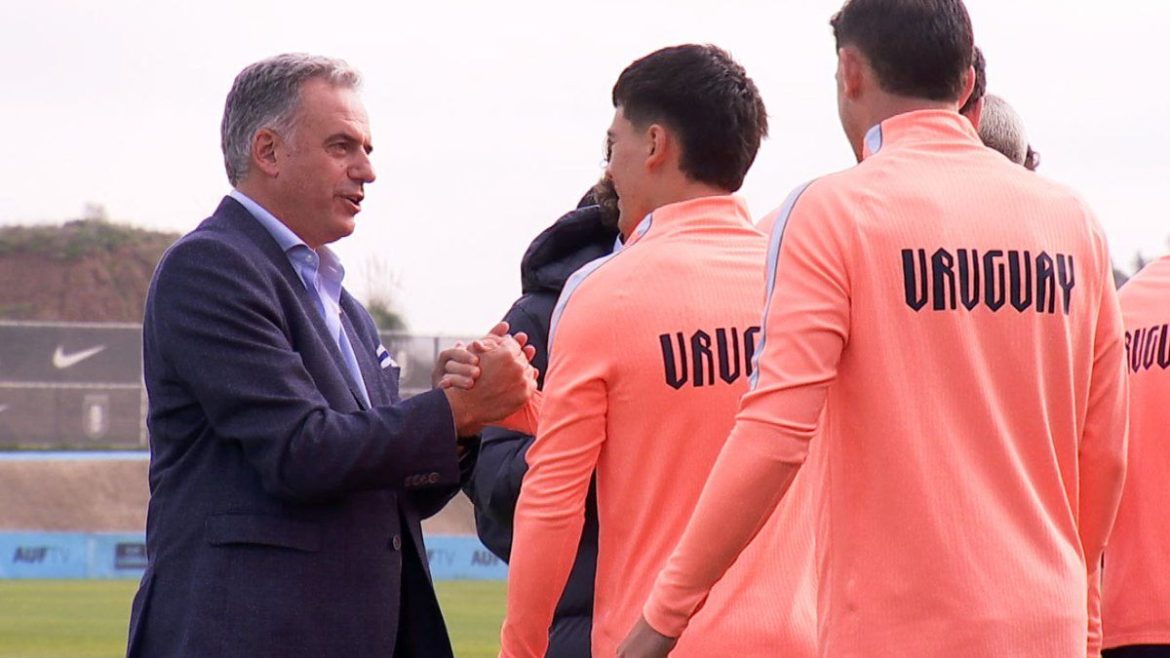 "Hoy me levanté reconsiderando": Orsi dijo que se está "cuestionando" si viaja o no a ver a Uruguay al Mundial