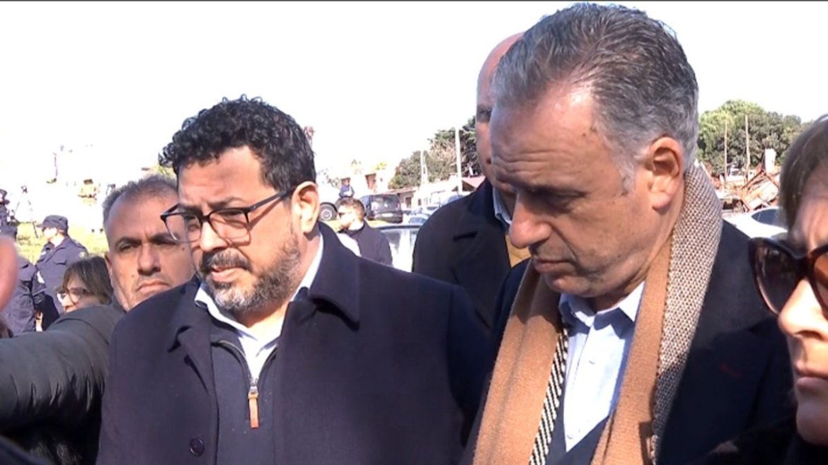 "Nos piden que terminemos de concretar cosas con las que venimos desde hace años", dijo Orsi en Las Piedras al iniciar programa Más Barrio