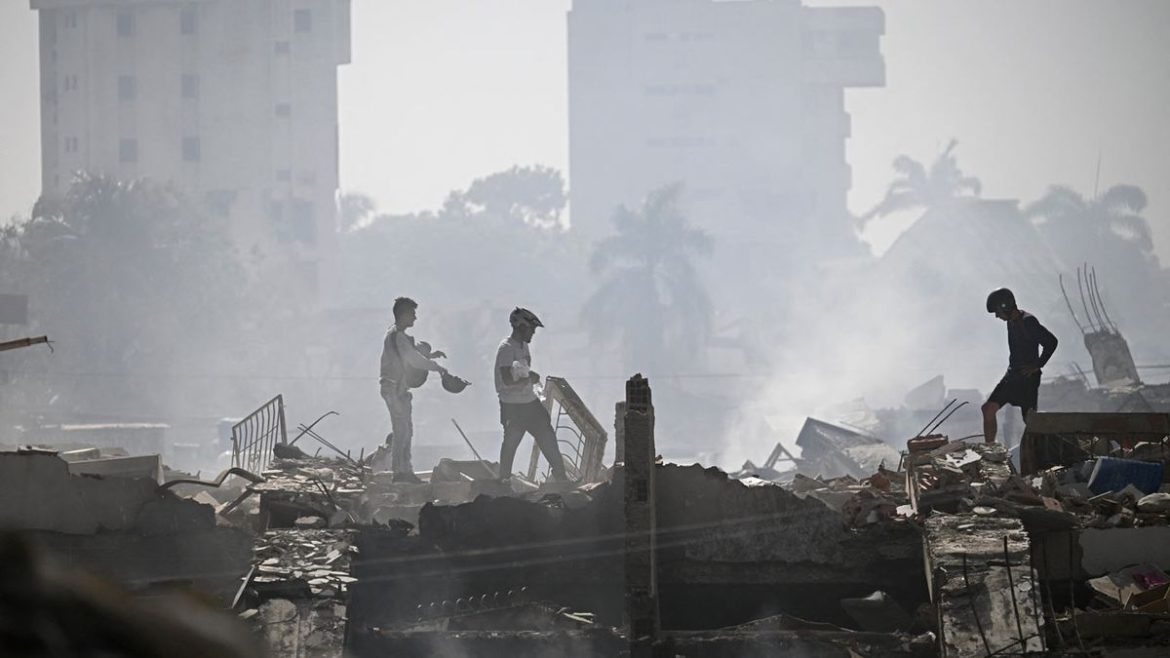 Equipos K9, drones y militares especializados: Defensa coordina acciones para enviar apoyo humanitario a Venezuela