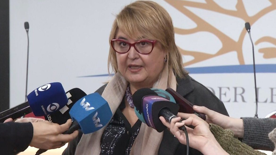 Lazo dijo que "hay cambio de reglas" en costos de aviones que arriban a Venezuela con ayuda y dialogan con autoridades de ese país